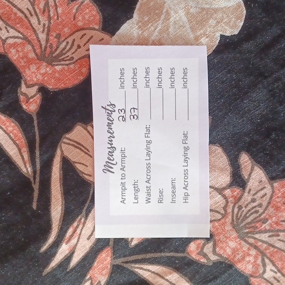 Nicole Miller Originals Linen Blend Short Sleeve V-Neck Floral Shift Dress - Picture 15 of 15